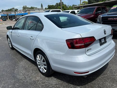 Used 2017 Volkswagen Jetta S FWD image 3