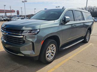 Used 2024 Chevrolet Suburban LT w/ Luxury Package video 1
