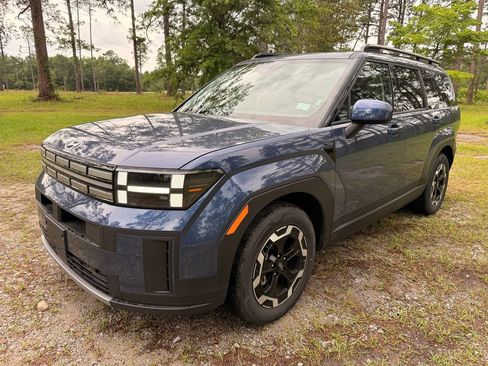 Used 2026 Hyundai Santa Fe SEL FWD image 1