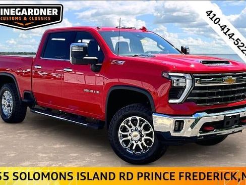 Used 2024 Chevrolet Silverado 3500 LTZ w/ LTZ Premium Package AWD/4WD image 1