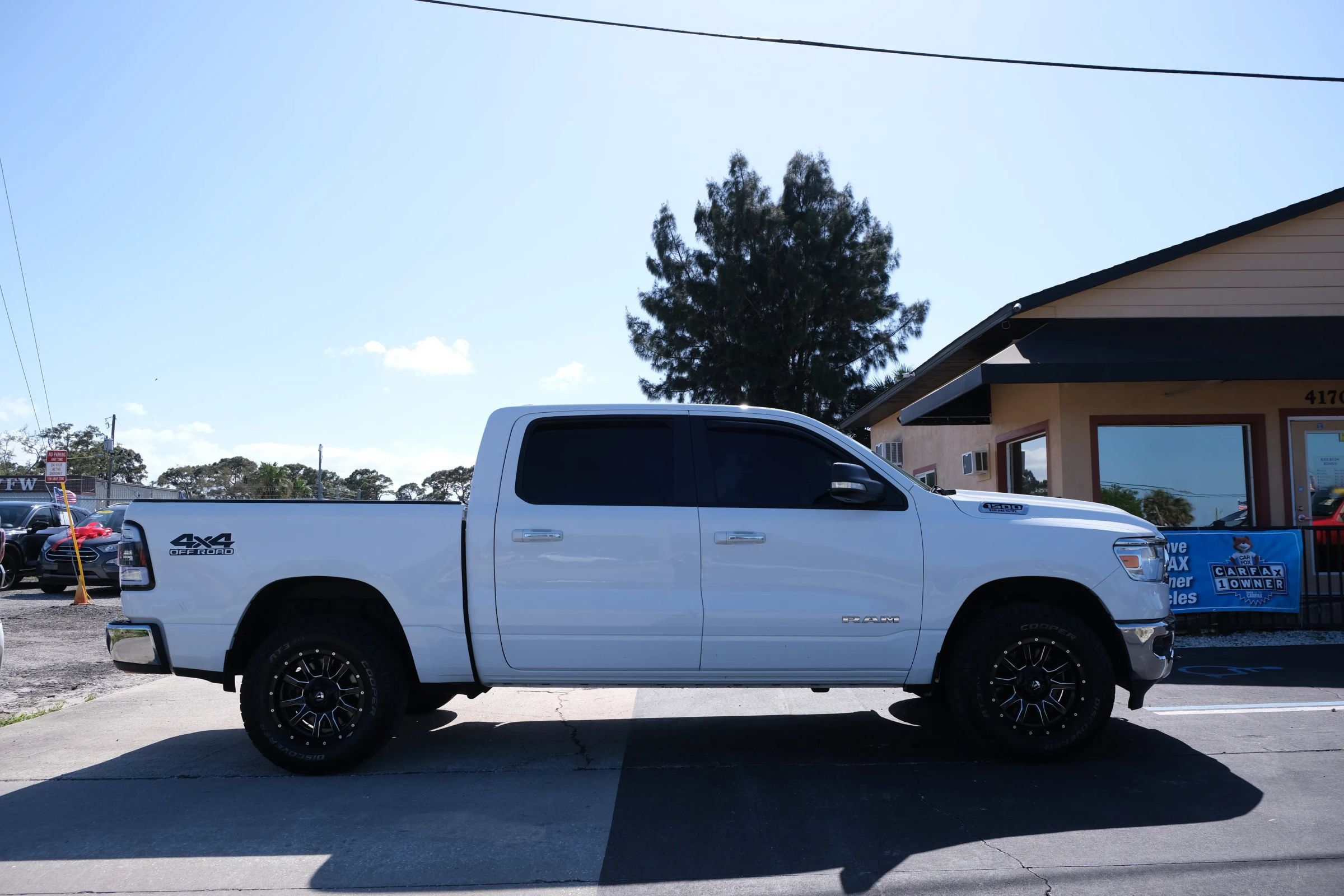 Used 2020 RAM 1500 Big Horn AWD/4WD image 7