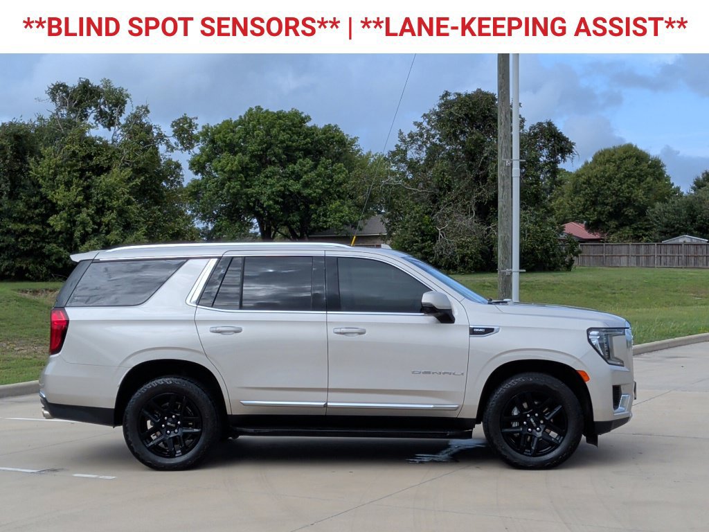 Used 2022 GMC Yukon Denali RWD image 10