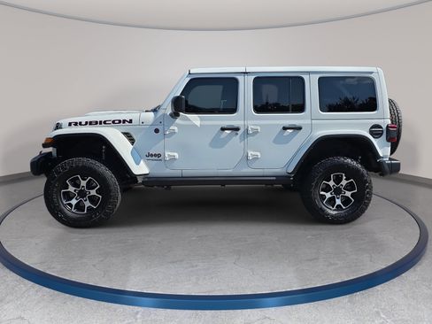 Used 2022 Jeep Wrangler Unlimited Rubicon w/ LED Lighting Group AWD/4WD image 8