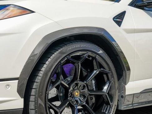 Used 2023 Lamborghini Urus Performante image 44