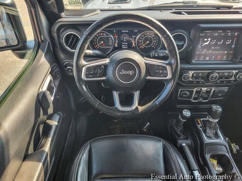 Certified 2019 Jeep Wrangler Unlimited Sahara w/ Quick Order Package 24M Moab AWD/4WD image 19