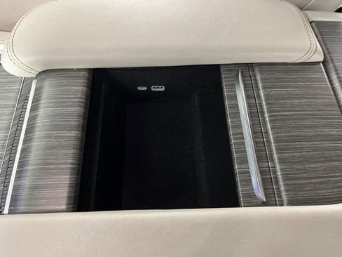 Used 2024 Jeep Wagoneer L Series II w/ Flexible Seating Group image 30