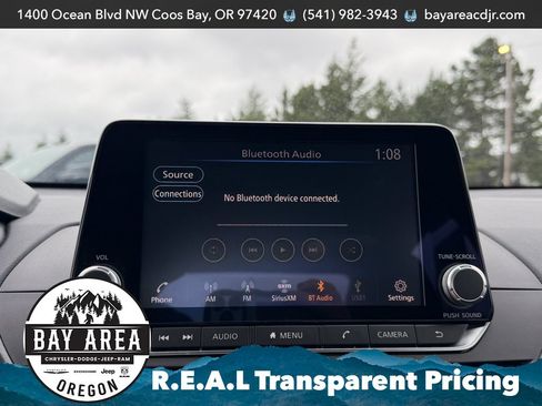 Used 2024 Nissan Altima 2.5 SV FWD image 15