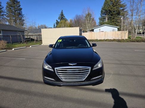 Used 2015 Hyundai Genesis 5.0 w/ Option Group 05 image 2
