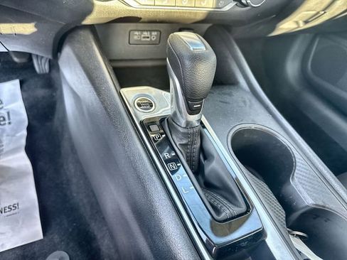 Used 2025 Nissan Altima 2.5 SV image 28