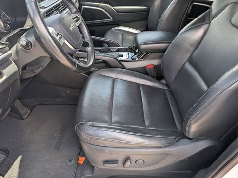 Used 2022 Kia Telluride S FWD image 8