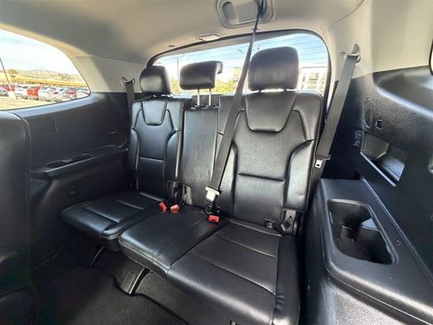 Used 2025 Kia Telluride S image 21