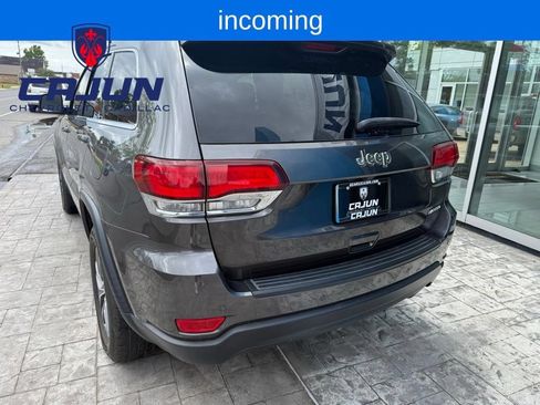 Used 2020 Jeep Grand Cherokee Laredo w/ Laredo X Package RWD image 3