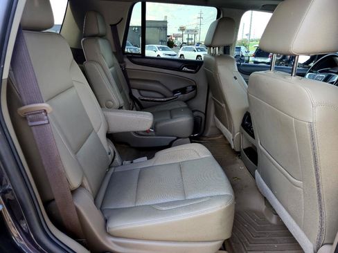 Used 2018 GMC Yukon SLT w/ Premium Edition image 16