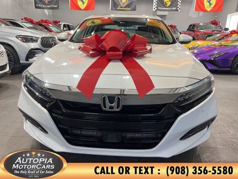 Used 2019 Honda Accord Touring image 7