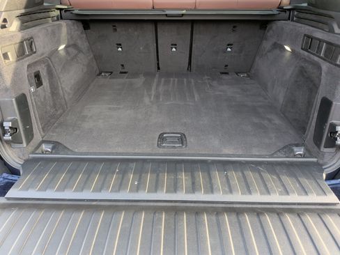 Used 2021 BMW X5 M50i w/ Premium Package image 38