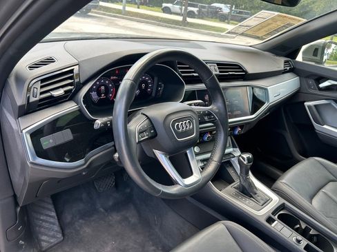 Used 2020 Audi Q3 2.0T Premium w/ Convenience Package AWD/4WD image 21