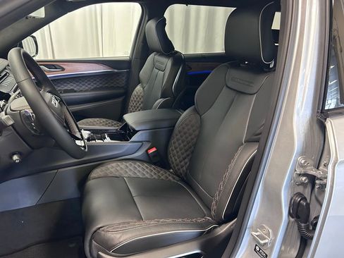 New 2026 Jeep Grand Cherokee L Summit AWD/4WD image 3