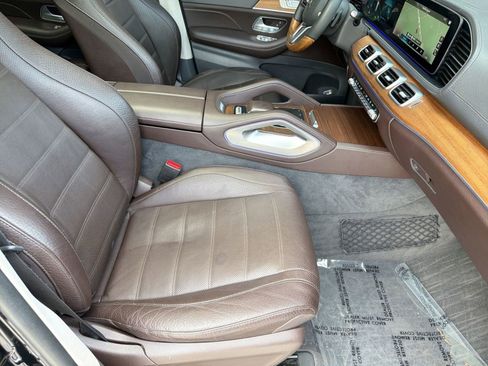 Used 2020 Mercedes-Benz GLS 580 4MATIC image 28