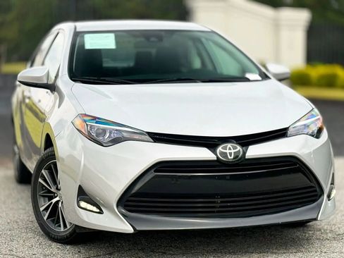 Used 2017 Toyota Corolla LE w/ LE Premium Package image 4