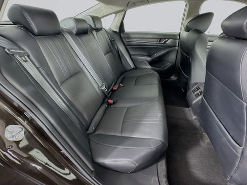 Certified 2018 Honda Accord Touring image 28