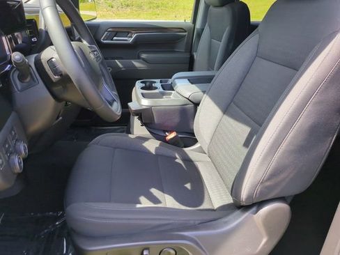 Used 2023 Chevrolet Silverado 1500 LT AWD/4WD image 11