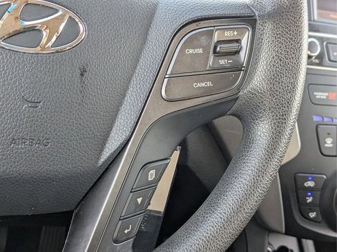 Used 2017 Hyundai Santa Fe Sport FWD image 22