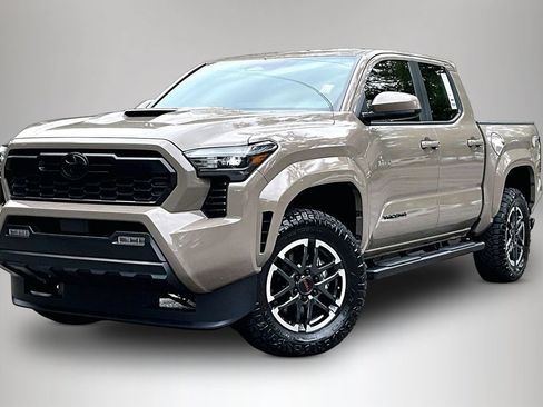 Used 2026 Toyota Tacoma TRD Sport AWD/4WD image 1