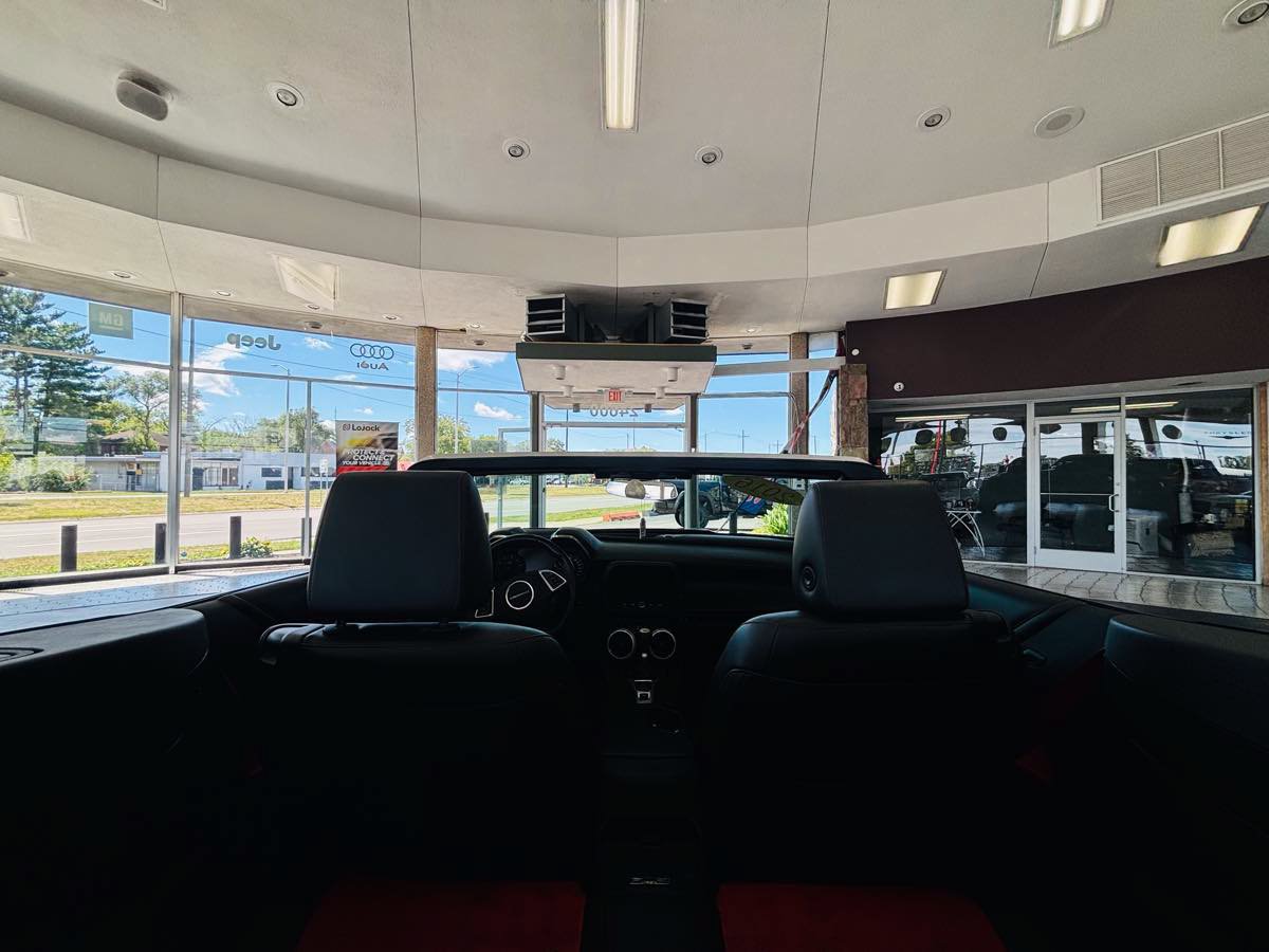 Used 2016 Chevrolet Camaro SS RWD image 42