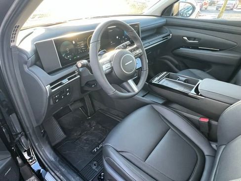 New 2026 Hyundai Tucson Limited image 9