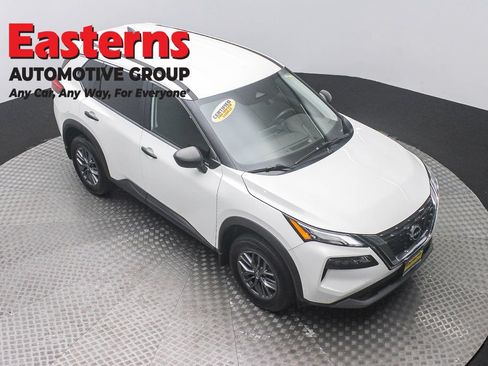 Used 2023 Nissan Rogue S AWD/4WD image 3