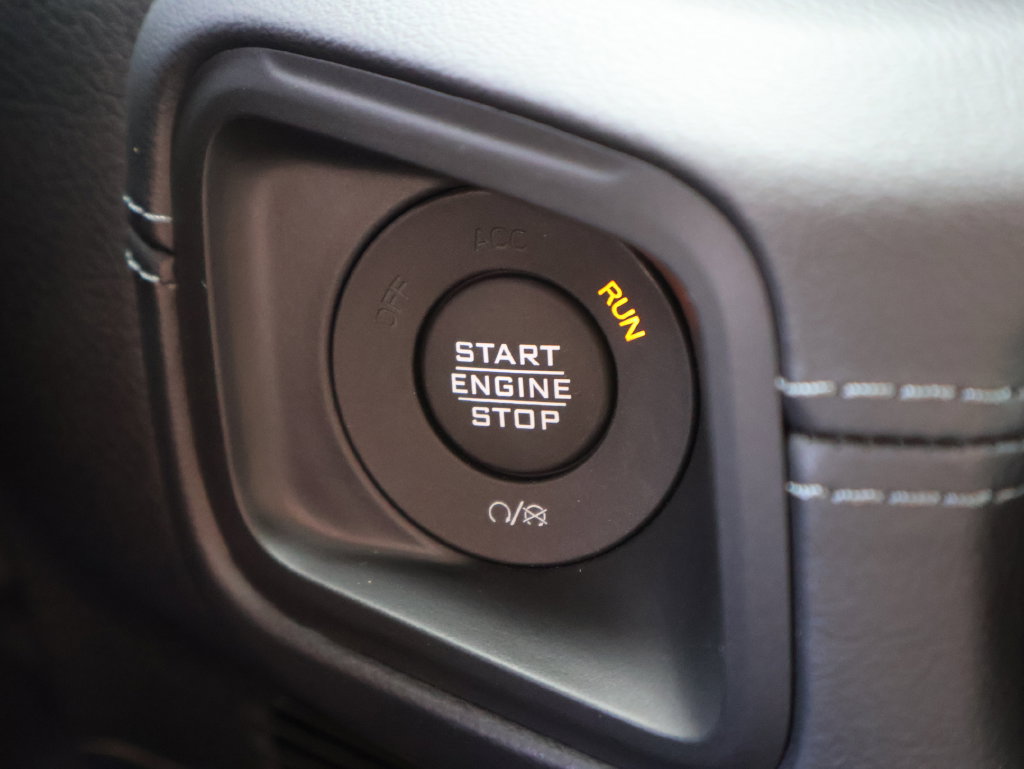 Used 2026 Jeep Wrangler Unlimited Rubicon AWD/4WD image 31