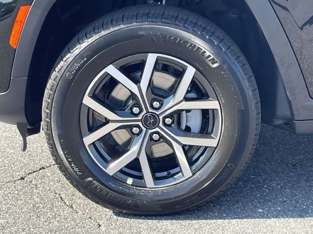 New 2027 Jeep Grand Cherokee 4WD image 11
