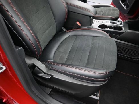 Used 2022 Ford Escape SEL w/ SEL Stealth AWD Package image 32