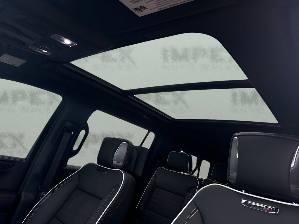 Used 2025 GMC Yukon XL AT4 Ultimate AWD/4WD image 10