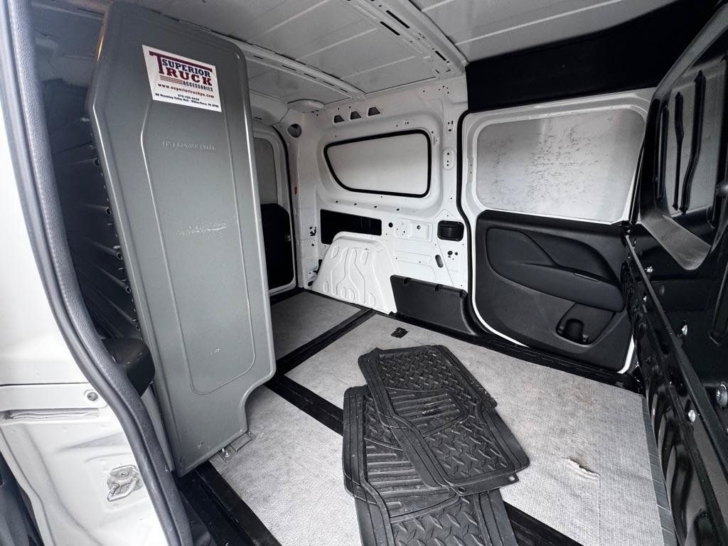 Used 2022 RAM ProMaster City Tradesman FWD image 12
