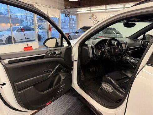 Used 2014 Porsche Cayenne Diesel AWD/4WD image 12