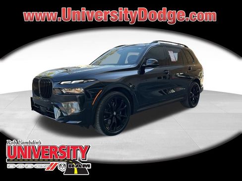 Used 2024 BMW X7 xDrive40i w/ M Sport Package image 1