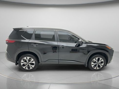Used 2023 Nissan Rogue SV w/ SV Premium B Package AWD/4WD image 6