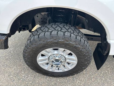 Used 2023 Ford F250 XLT w/ Snow Plow Prep Package AWD/4WD image 13