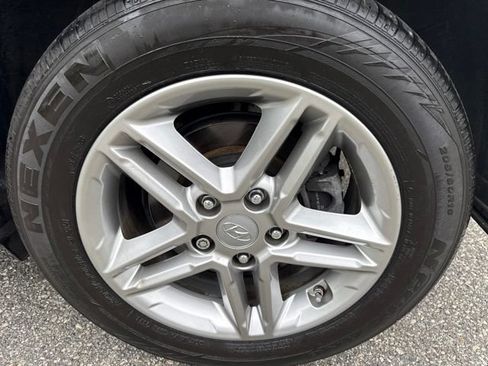 Used 2023 Hyundai Kona SE w/ Cargo Package AWD/4WD image 7