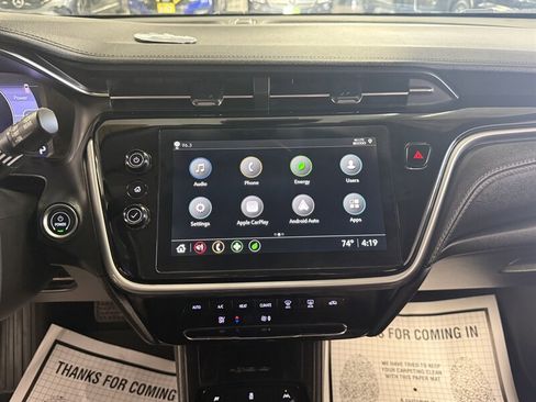 Used 2023 Chevrolet Bolt EUV LT image 13