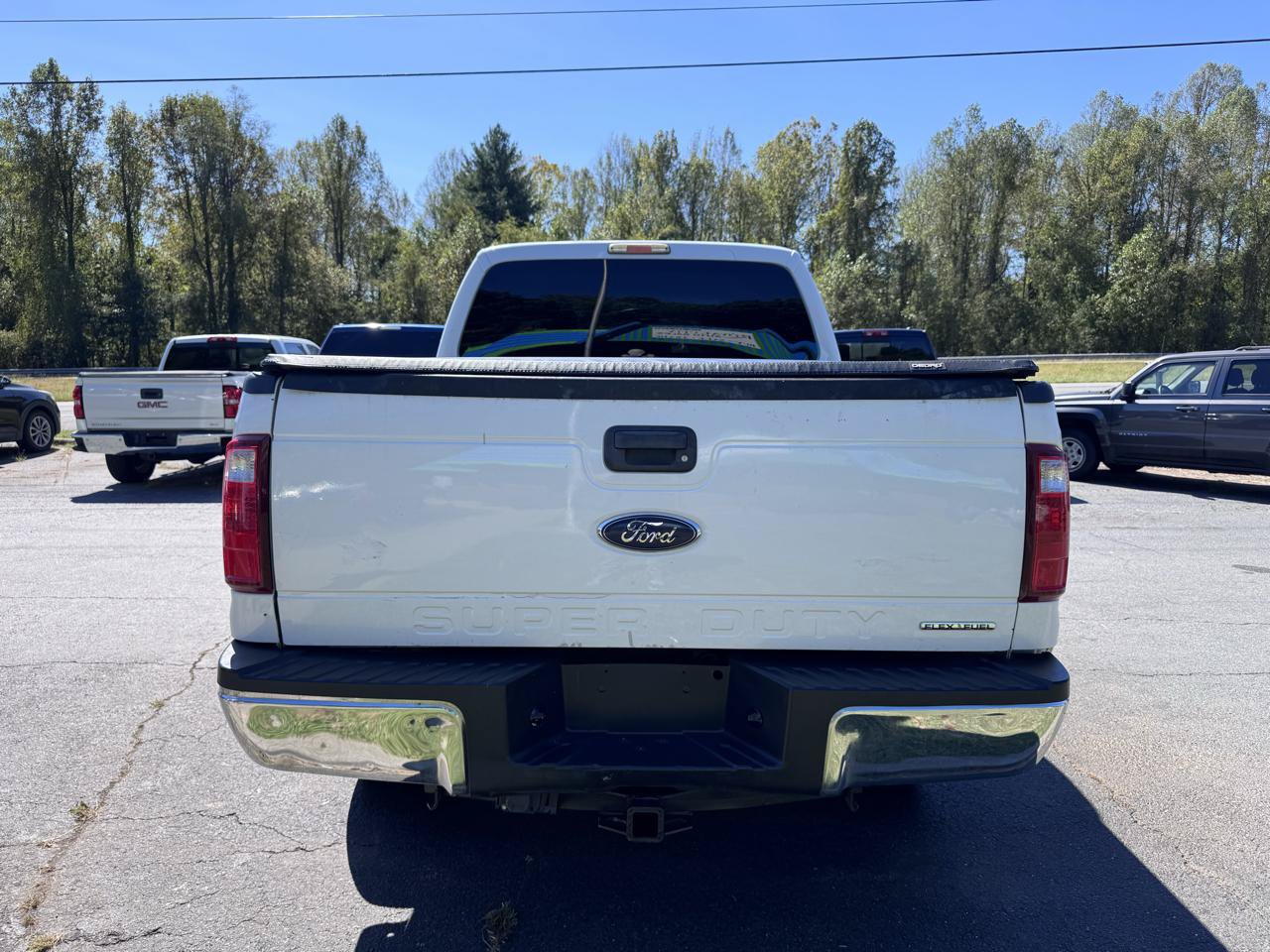Used 2015 Ford F250 XL w/ Power Equipment Group AWD/4WD image 6
