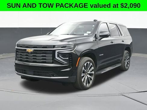 Used 2025 Chevrolet Tahoe High Country w/ Sun And Tow Package AWD/4WD image 4