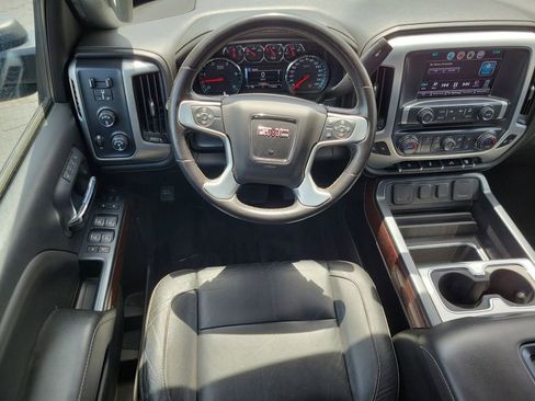 Used 2018 GMC Sierra 2500 SLT AWD/4WD image 24
