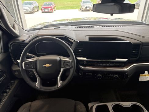 New 2026 Chevrolet Silverado 1500 LT AWD/4WD image 11
