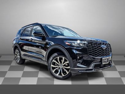 Used 2025 Ford Explorer ST-Line