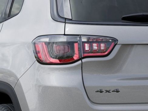 New 2026 Jeep Compass Latitude AWD/4WD image 9