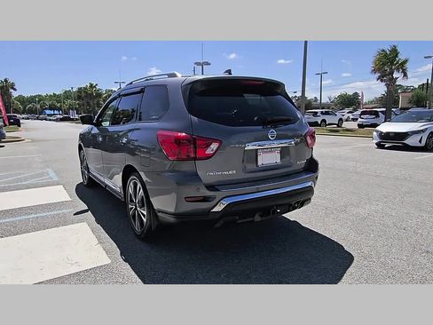 Used 2020 Nissan Pathfinder Platinum image 31