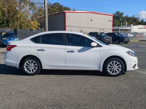 Used 2017 Nissan Sentra S w/ S Style Package image 12