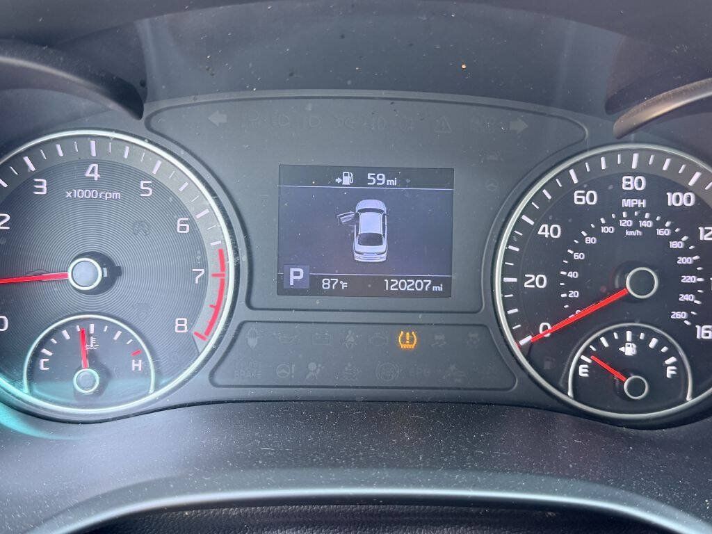 Used 2019 Kia Optima LX FWD image 14
